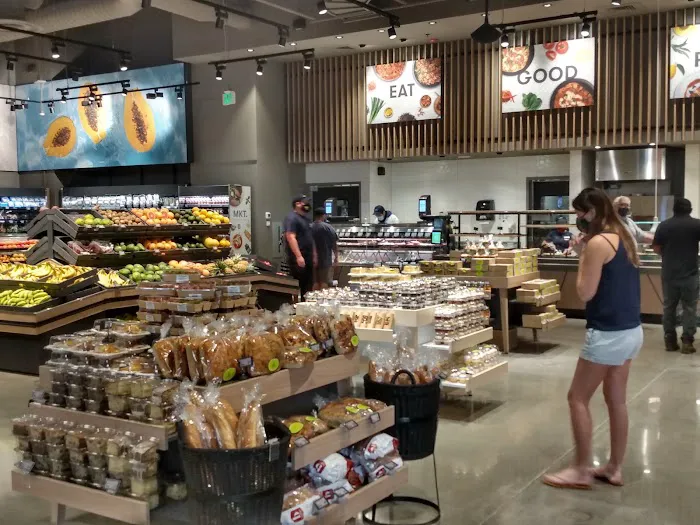 KAHALA MKT. by Foodland 3