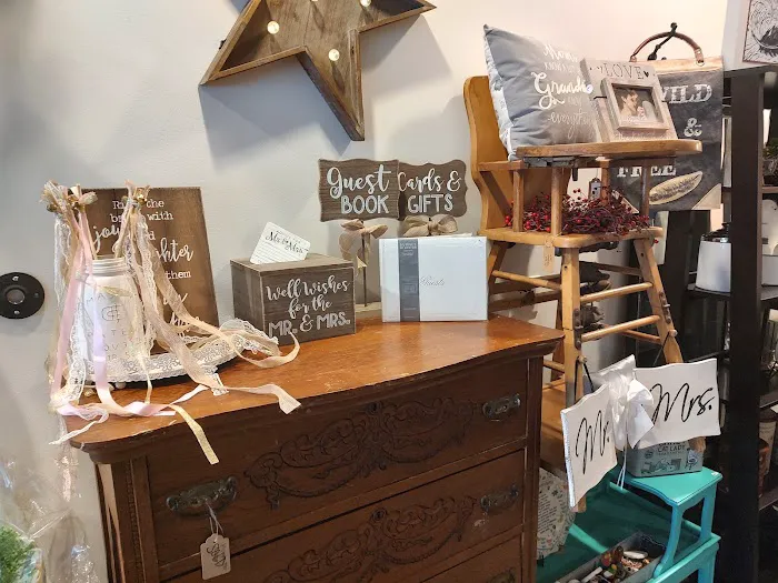 Central Perch Vintage & Modern Market 5