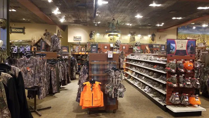 Bass Pro Shops 0