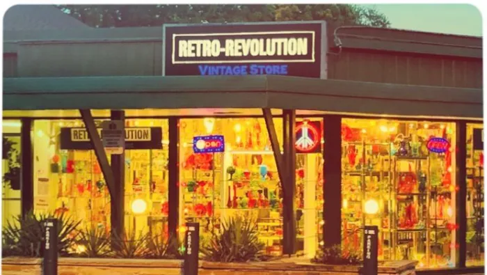 Retro Revolution 9