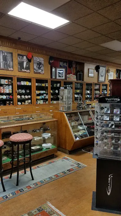 Jeanie's Smoke Shop 4