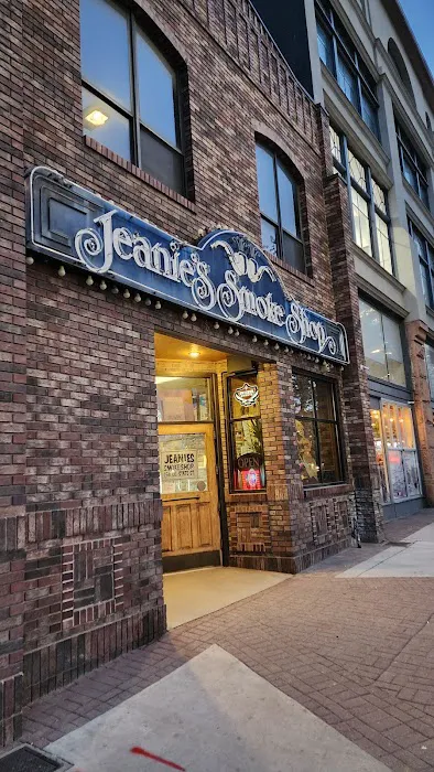 Jeanie's Smoke Shop 3