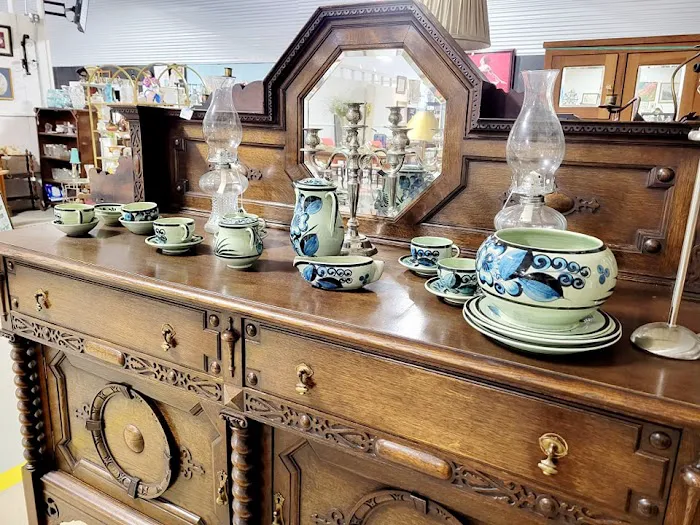 Mississippi Antique Galleria 9
