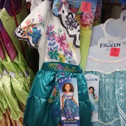 Ollie's Bargain Outlet ico