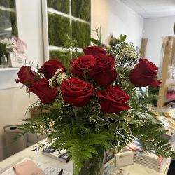 Sadie Jane's Famous Wreaths, Fresh Flowers & Gifts ico