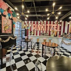 Pinkitzel Candy & Cupcakes Bricktown ico