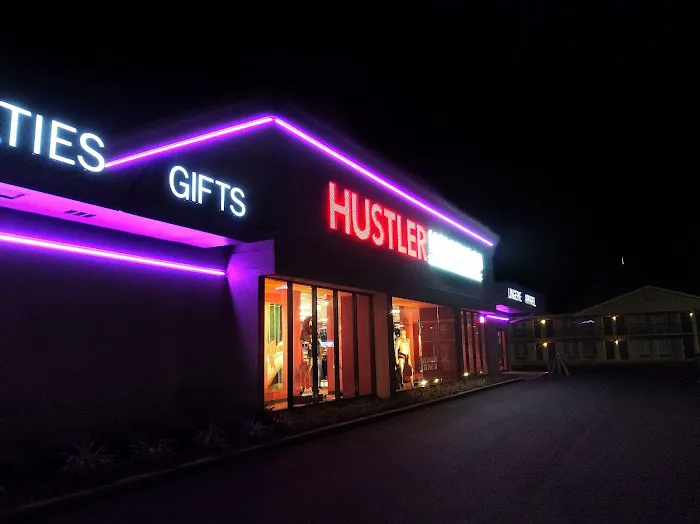 HUSTLER® Hollywood 6