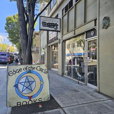 Edge of the Circle Books