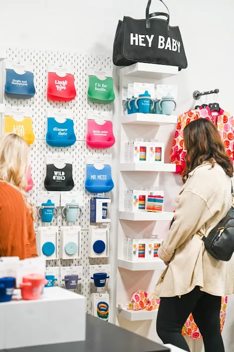Friends Market Boutique 8