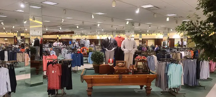 Von Maur 0
