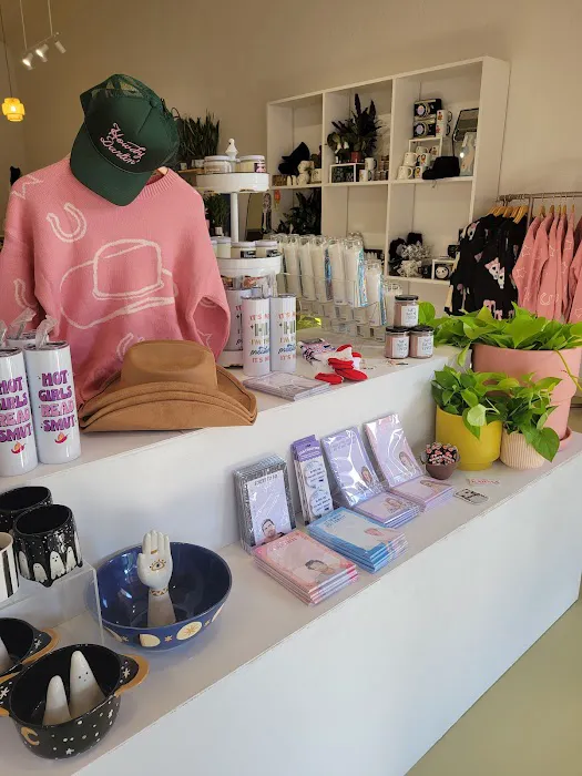 Out on a Limb Boutique 6