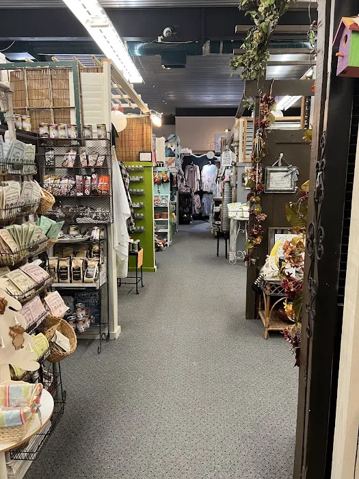 Serendipity Market 1