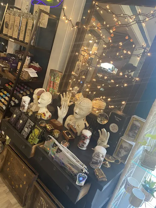 La Vie Boheme Apothecary & Curiosity Shoppe 0