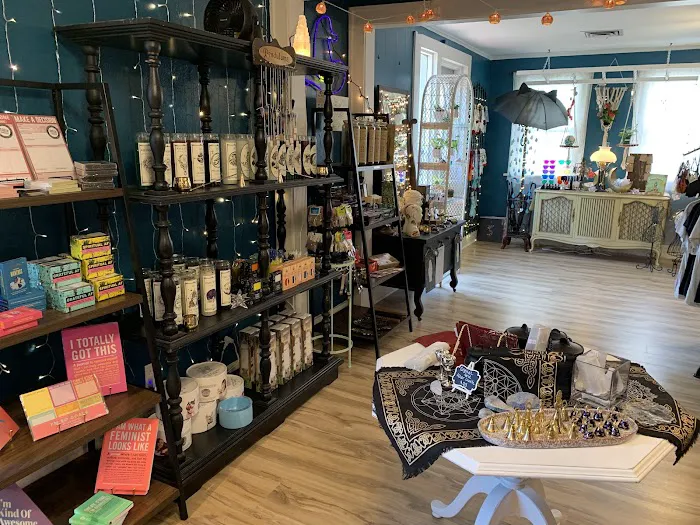 La Vie Boheme Apothecary & Curiosity Shoppe 6