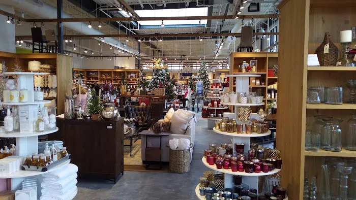 Pottery Barn 0