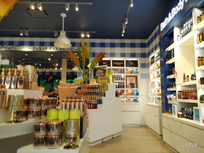 Bath & Body Works 3