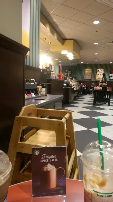 Barnes & Noble 7