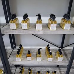 Dani's Handmade Bath & Body Boutique ico
