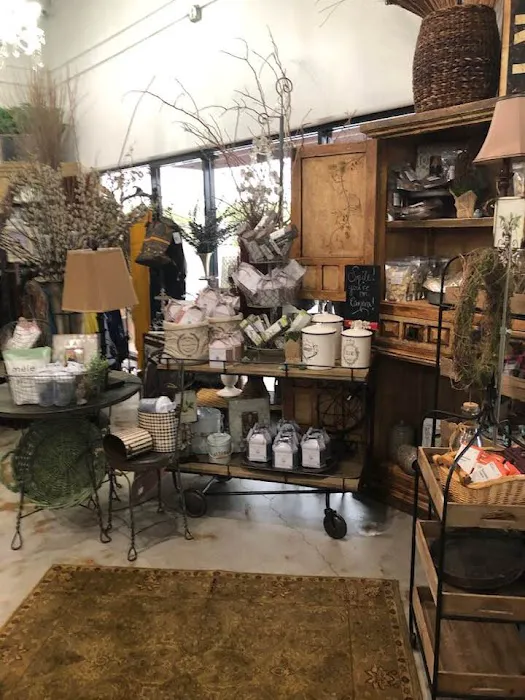 Sister Moses Boutique 0