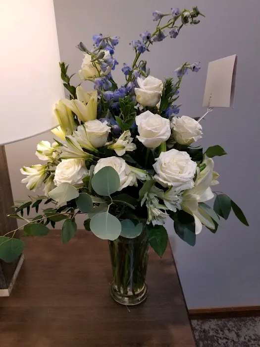 Leeker's Floral 7