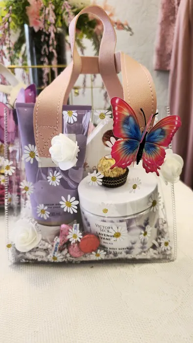 Bellas Flowers, Gifts, & Home Decor 2