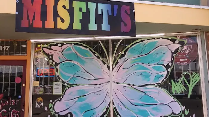 Misfits smoke shop 2