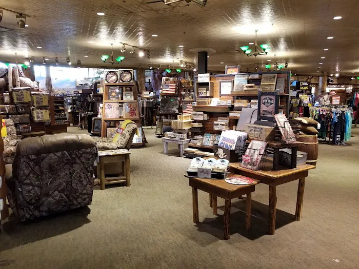Bass Pro Shops 1
