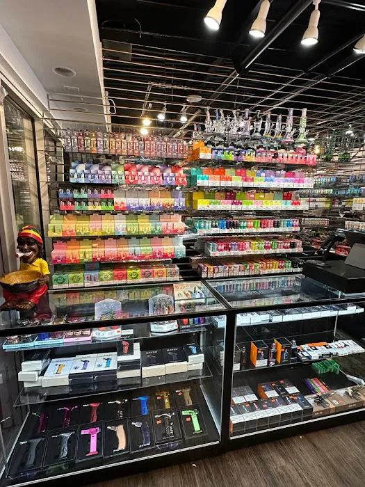Puff Vegas Smoke & Vape Shop 7