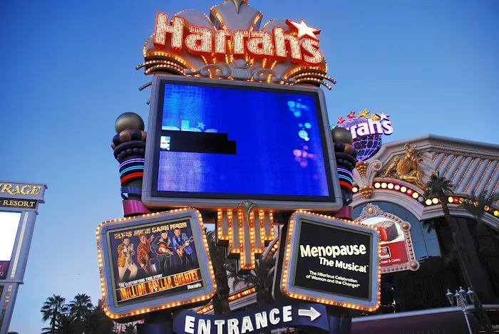 Harrah's Essentials 9