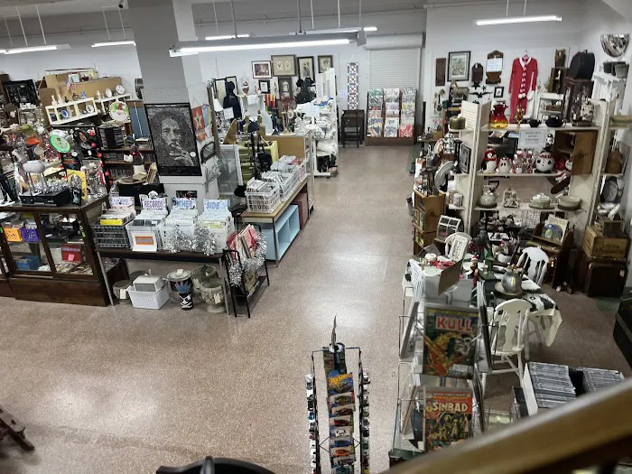 South Charleston Antique Mall 4