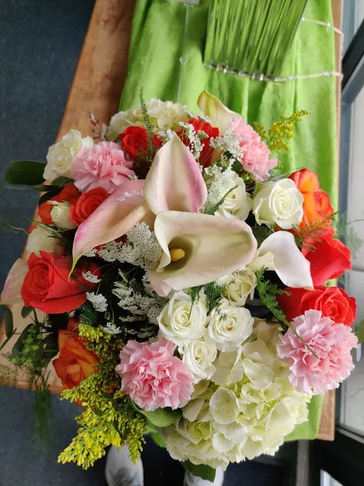 Heaven Scent Flowers & Gifts 8