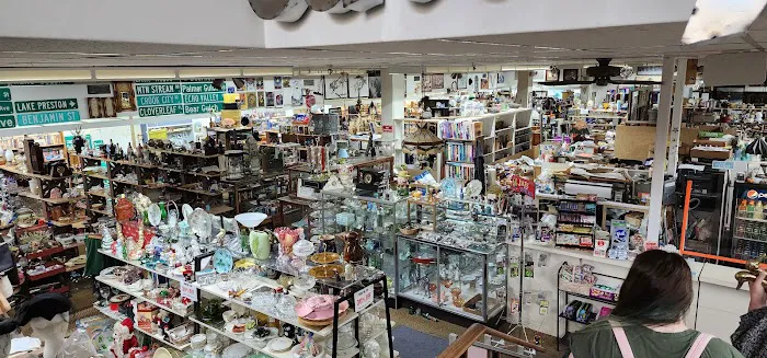 St. Joe Antiques Mall 5