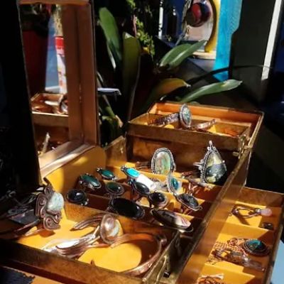 Dandelion Wishes Market