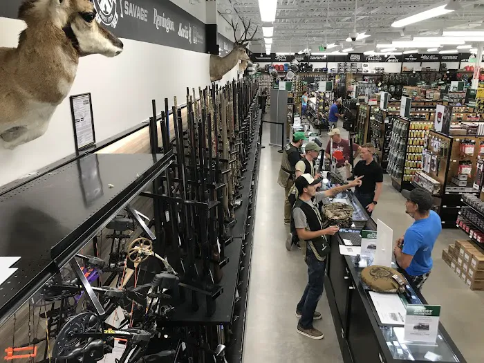Sportsman's Warehouse 8