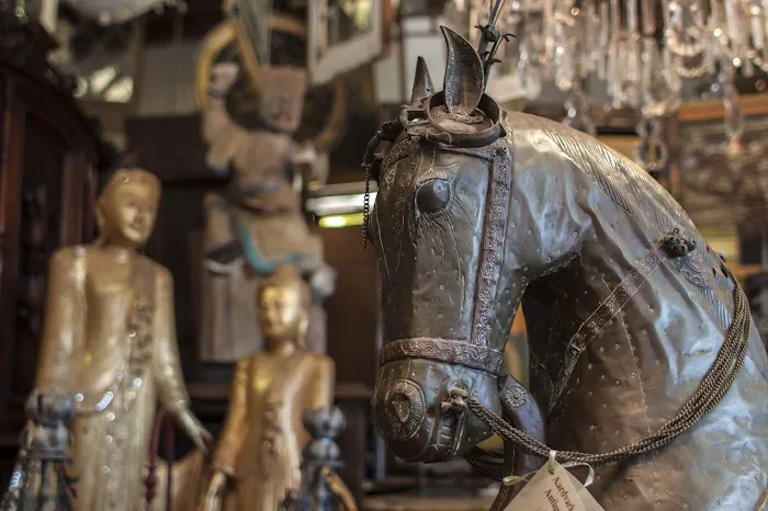 Aardvark Antiques 4