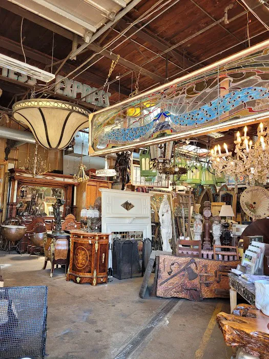 Aardvark Antiques 5