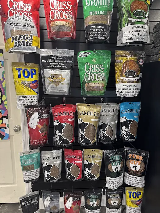 New London Convenience & Smoke Shop & Vape Shop 0