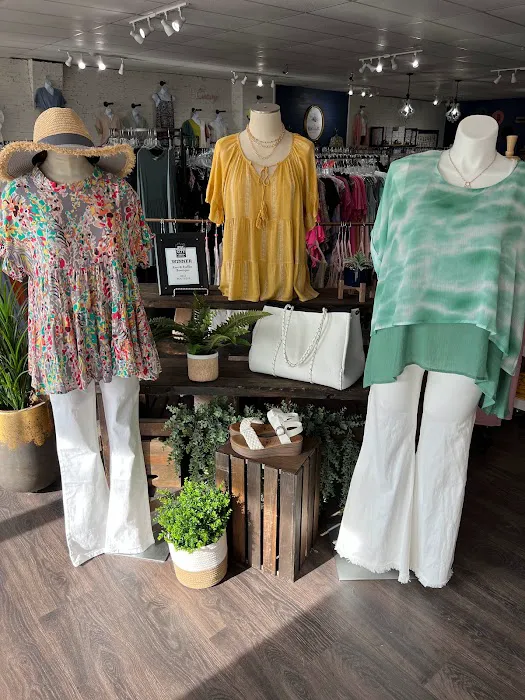 Rust & Ruffles Boutique 7