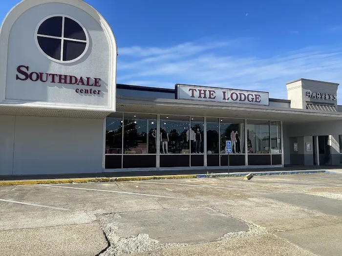 The Lodge By Alumni Hall 0