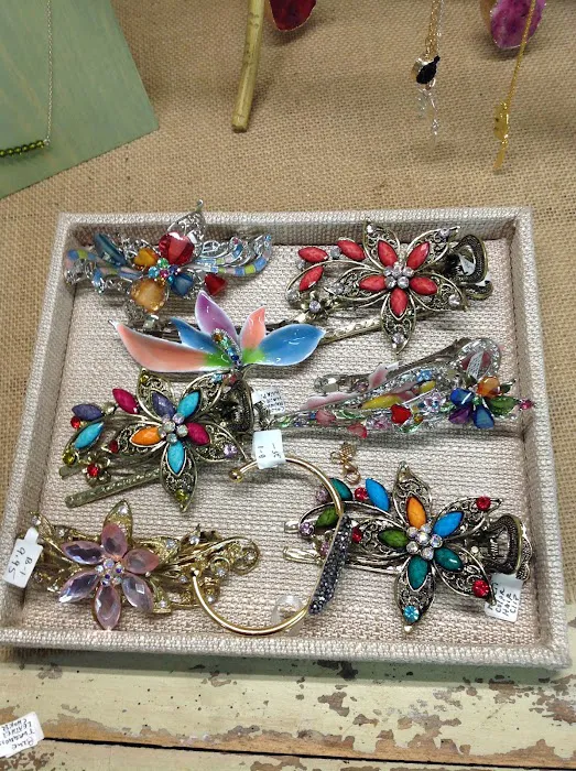Horsefeathers Antique Mall 1