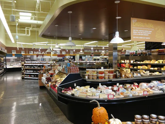 New Seasons Market - Fisher's Landing 5
