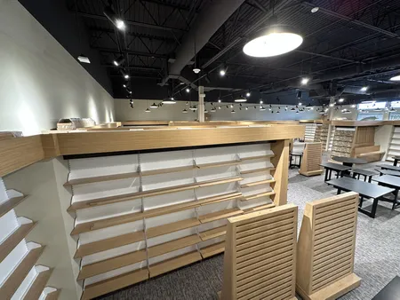 Barnes & Noble 5