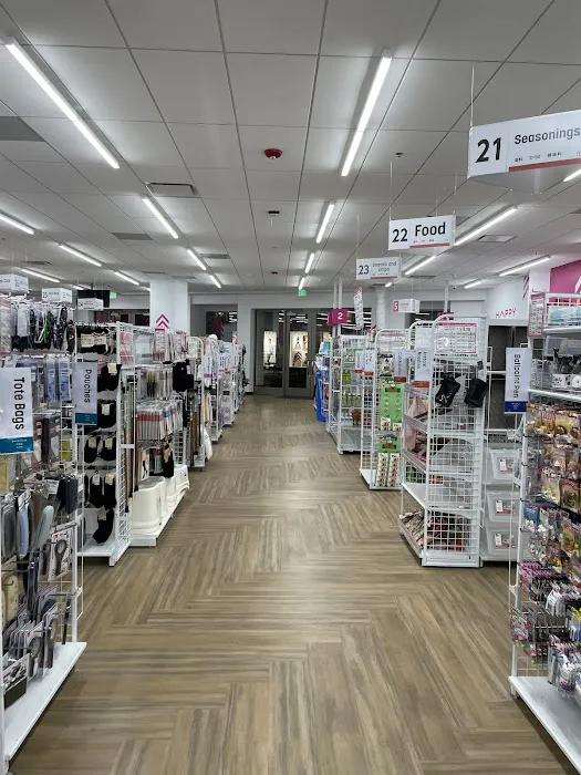 Daiso - Japanese Household Goods 3