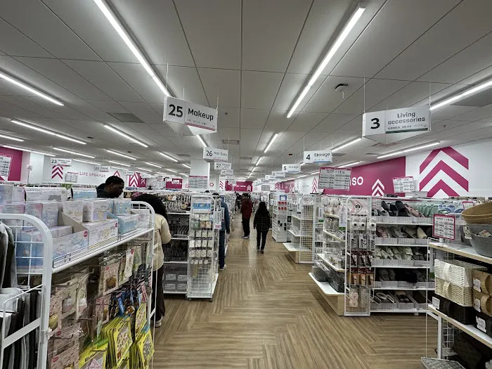 Daiso - Japanese Household Goods 6