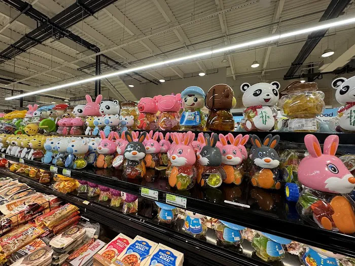 H Mart 2