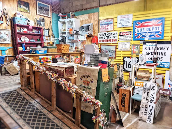 Antique Co-Op 7