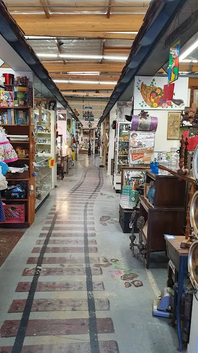 Granny's Attic 4