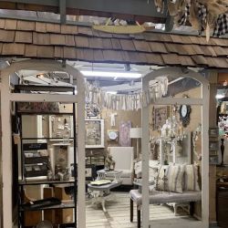 Granny's Attic ico