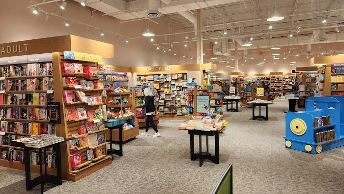 Barnes & Noble 6
