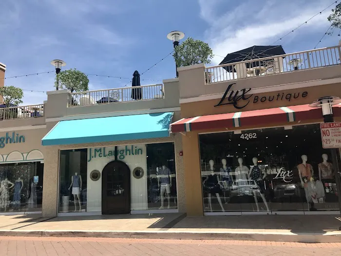 Lux Boutique 2